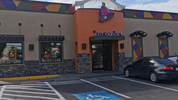 Taco Bell outside