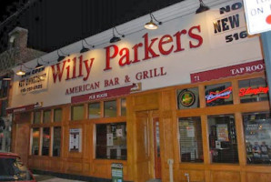 Willy Parkers outside