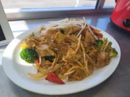 Kori's Thai Food Truck food