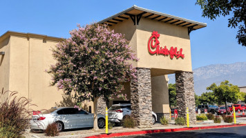 Chick-fil-a outside