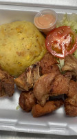 Los Marakas Puertorican Food food