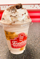 Freddy's Frozen Custard Steakburgers food