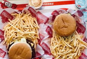 Freddy's Frozen Custard Steakburgers food