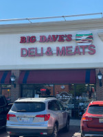 Big Dave's Deli outside