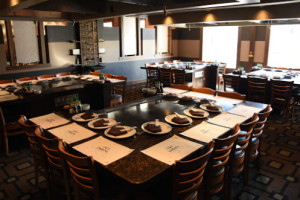 Daruma Japanese Steakhouse And Sushi Lounge inside