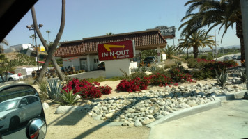 In-n-out Burger food