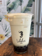 Lilikoi Boba outside