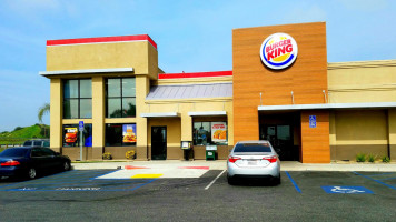 Burger King outside