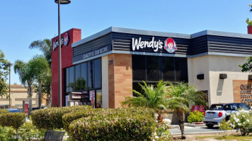 Wendy's outside
