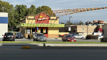 Del Taco outside