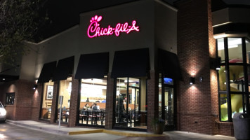 Chick-fil-a outside