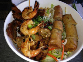 Pho Mai Cali food