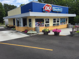 Dairy Queen outside