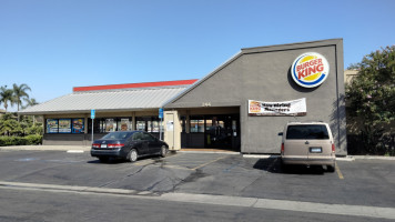 Burger King outside