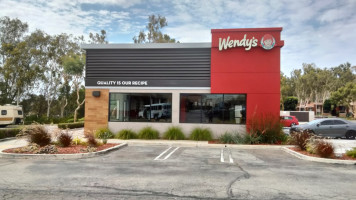 Wendy's outside