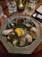 Little Pearl Oyster food