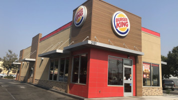 Burger King outside