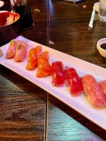 Sushi Fumi food