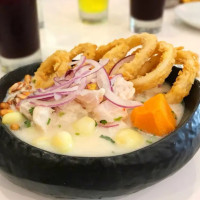 Runas Peruvian Cuisine food