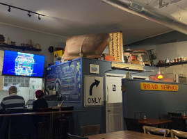 Denver's Garage Pizza And Brews food