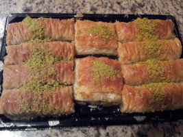 Daddy’s Baklava Llc food