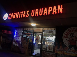 Carnitas Uruapan inside