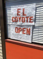 El Coyote Mexican food