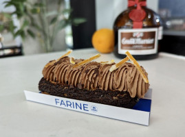 Farine Bakery Cafe food