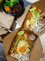 Chaiyo Thai Togo Ut food