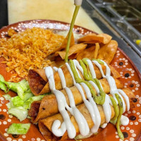 Cilantro Fresh Mexican Grill food