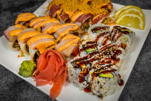Avenue Sushi food