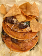 Beto's Tacos Grill food