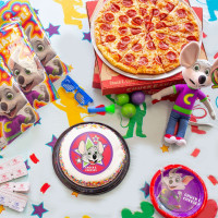 Chuck E. Cheese food