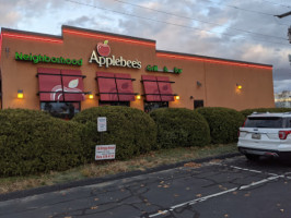Applebee's Grill And Boston Road outside