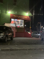 Yely's And Coffee Shop (dominican Food) outside