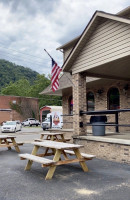 Rebel Smokehouse And Burgers outside