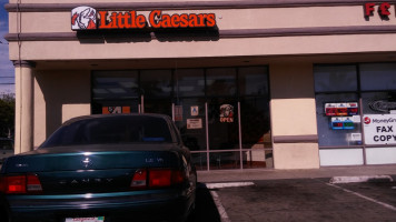 Little Caesars Pizza outside