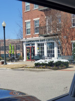 Carrington Oaks Coffeehouse outside