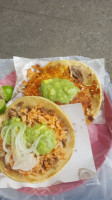 Antojitos La Güera (los Tacos Don Juan) food