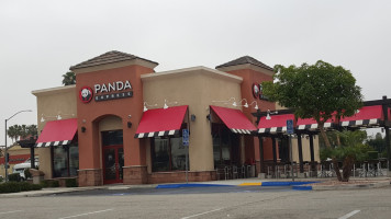 Panda Express outside