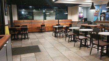 Taco Bell inside