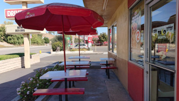 Del Taco inside