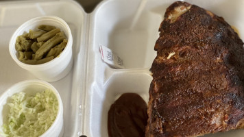 Whitt's Barbecue food