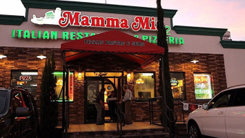 Mamma Mia Italian And Pizzeria food