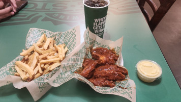 Wingstop food