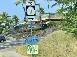 Ocean Fresh Fish outside