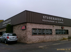 Studebaker's Lounge outside