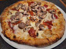 Mancini's Brick Oven Pizzeria And food