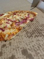 Pizza Hut food