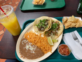 Taqueria Vallarta food